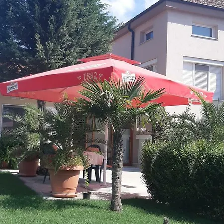 Ros Guest house