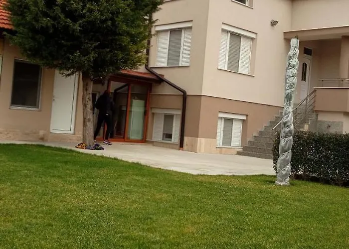 Ros 게스트하우스 3*