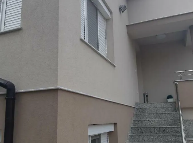 Ros 게스트하우스